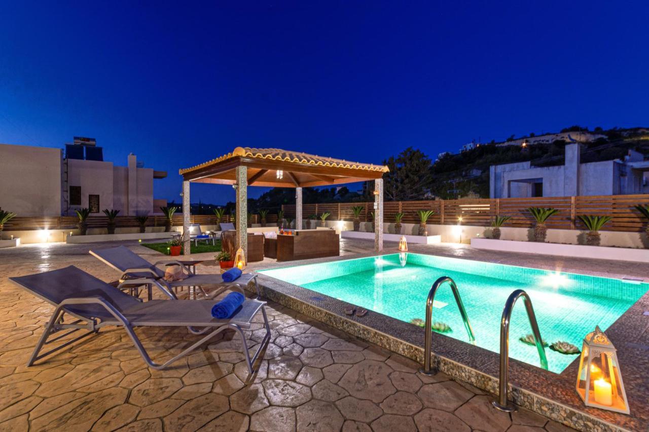 Maria'S Luxurious Villa In Koskinou Koskinou  エクステリア 写真