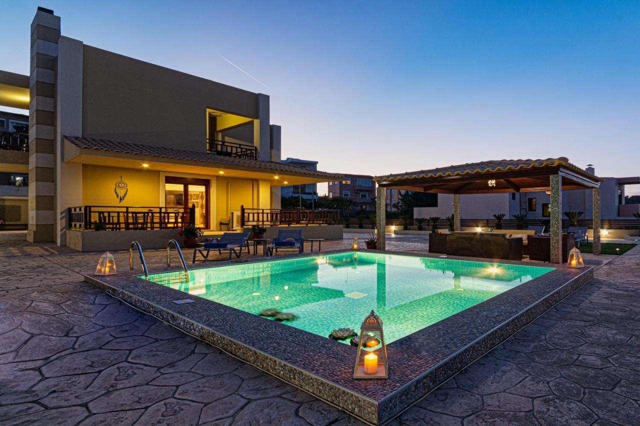 Maria'S Luxurious Villa In Koskinou Koskinou  エクステリア 写真