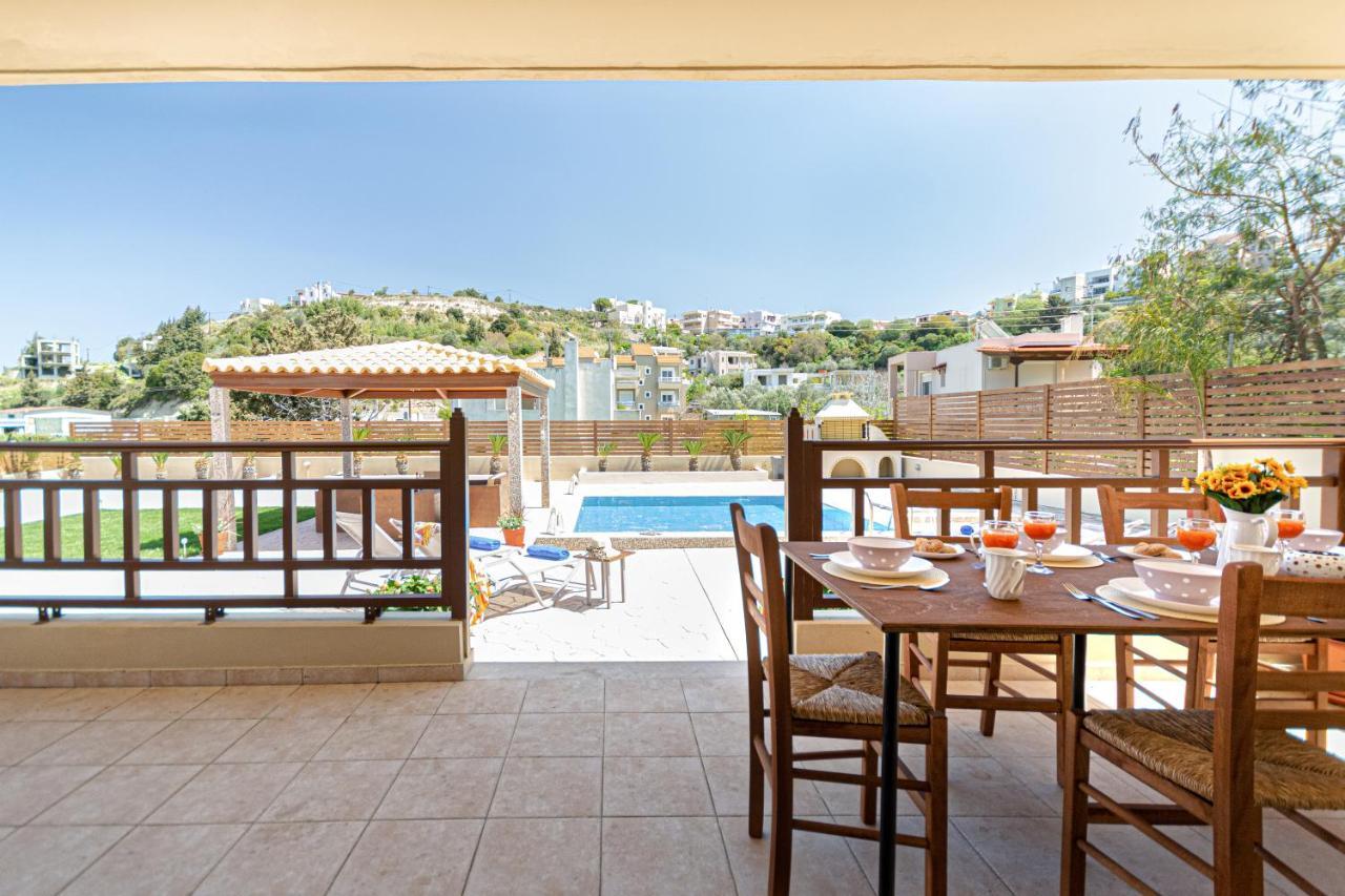 Maria'S Luxurious Villa In Koskinou Koskinou  エクステリア 写真