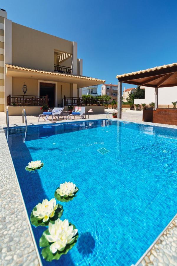 Maria'S Luxurious Villa In Koskinou Koskinou  エクステリア 写真