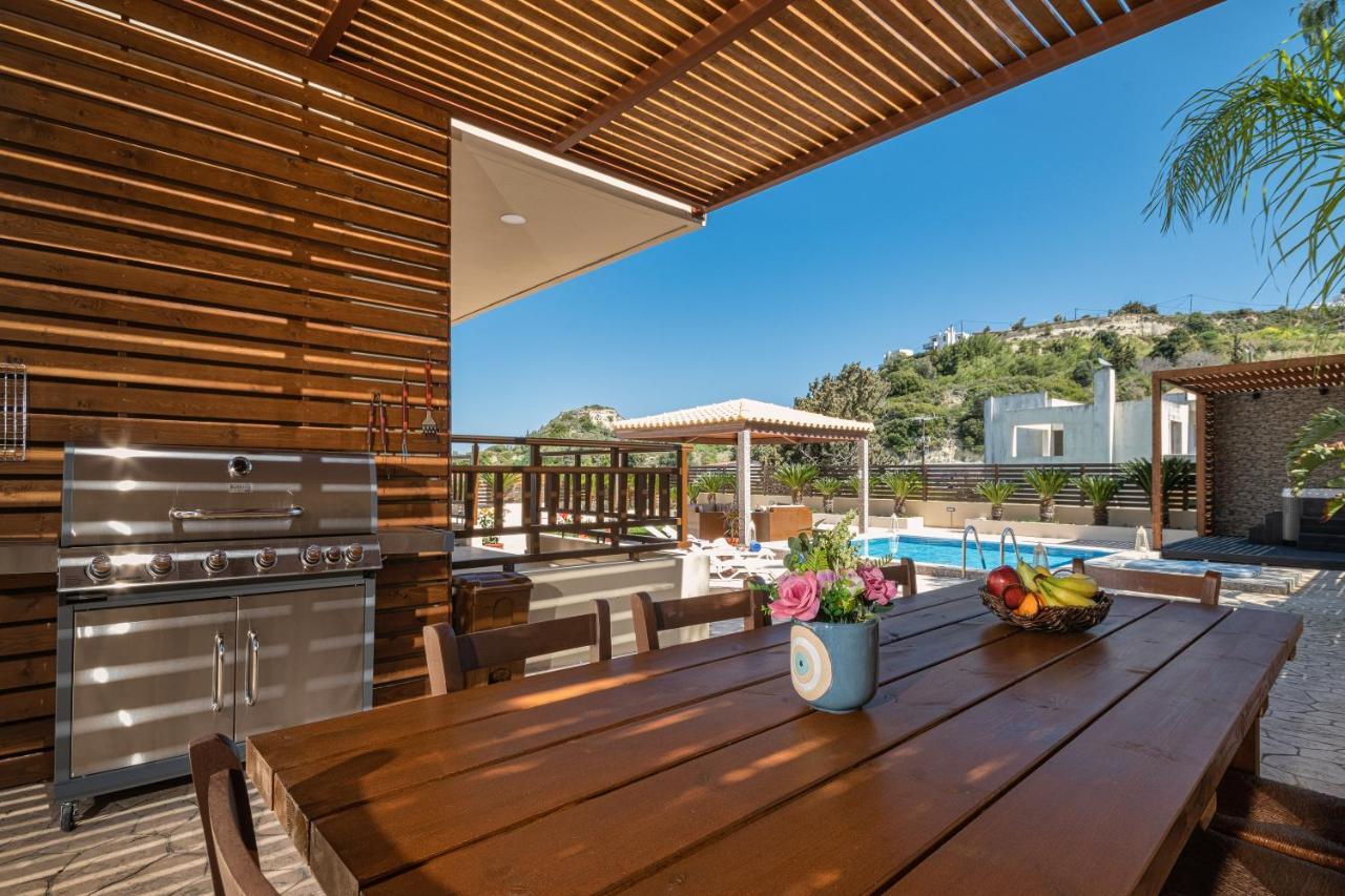 Maria'S Luxurious Villa In Koskinou Koskinou  エクステリア 写真