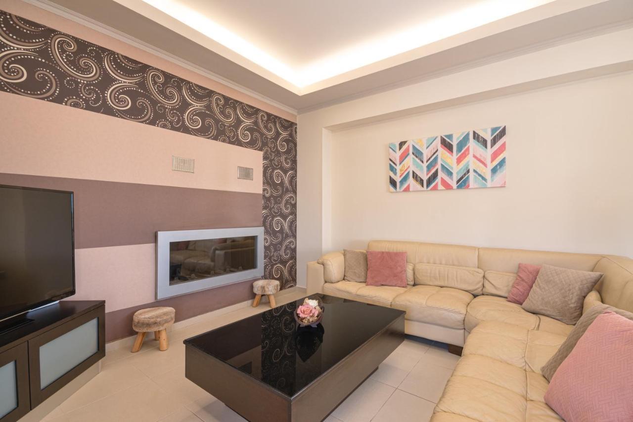 Maria'S Luxurious Villa In Koskinou Koskinou  エクステリア 写真